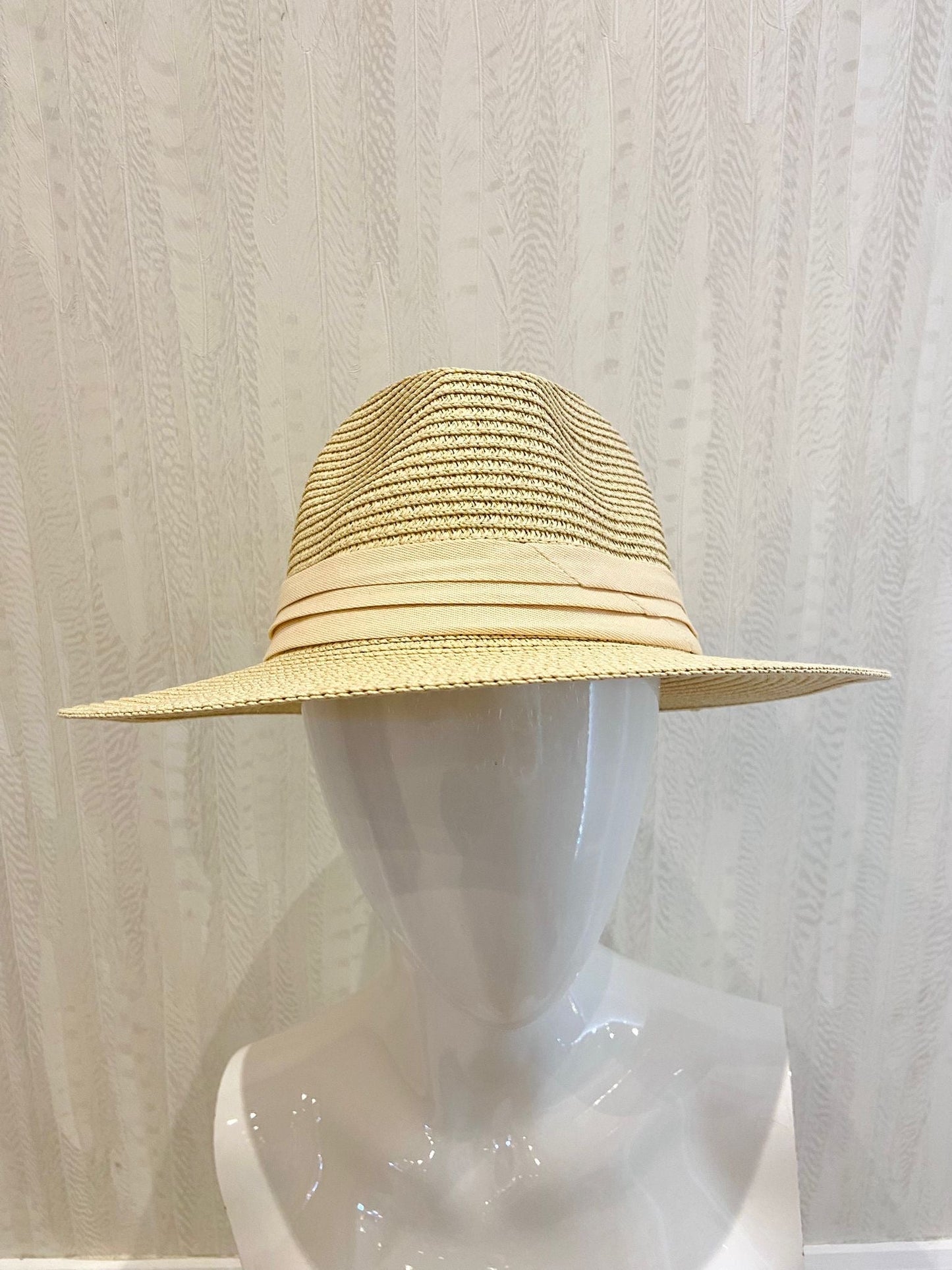 Kara Hat-Fi&Co Boutique