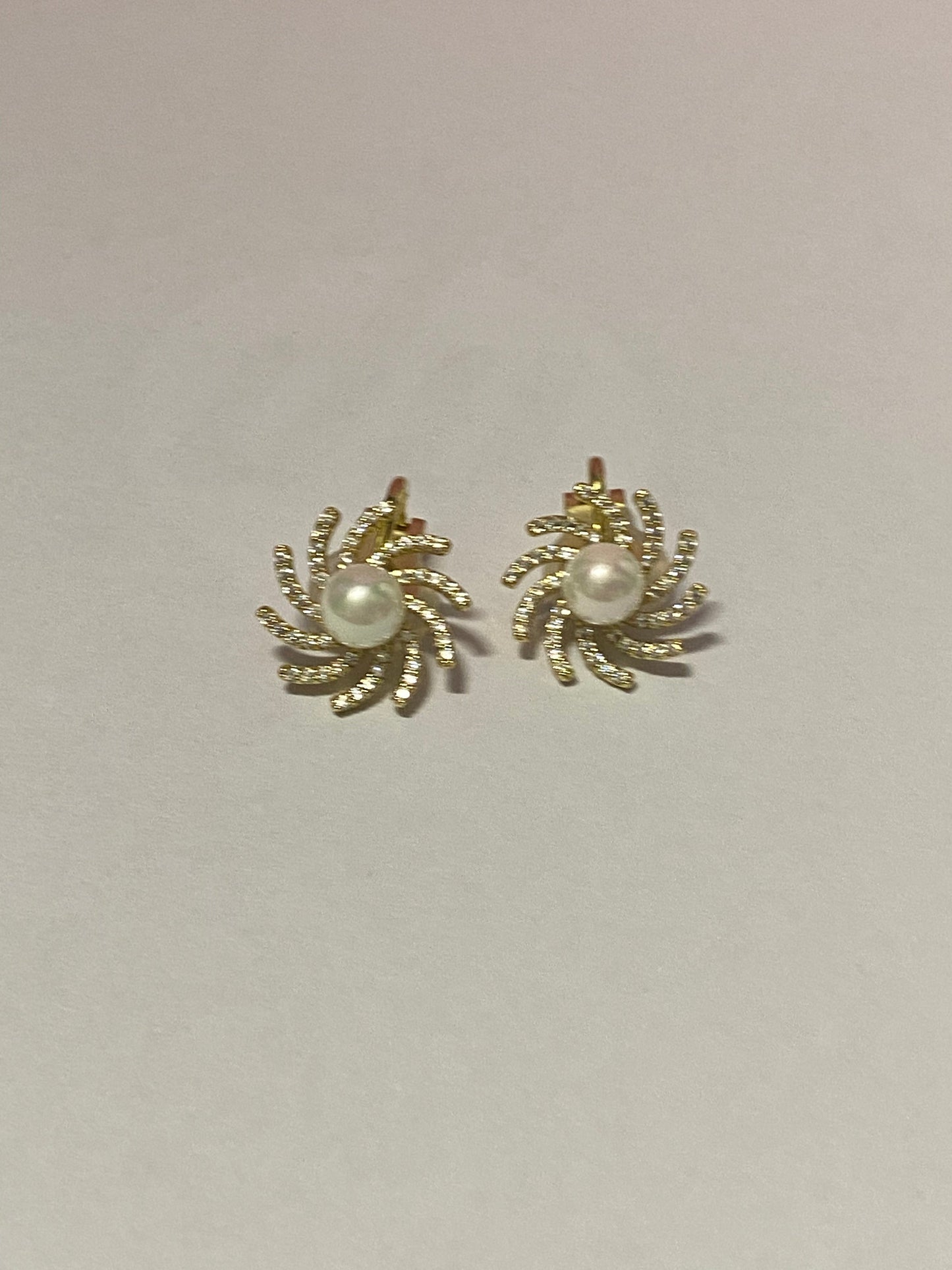 Swirl Gold Pearl Earrings-Fi&Co Boutique